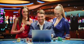 Auflagen für lizenzierte Online Casinos gemäß Glücksspielstaatsvertrag (Foto: AdobeStock -706452224 Kitreel)